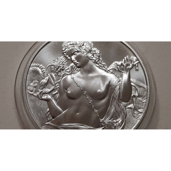 New Four Seasons Sexy Summer 1 Troy Oz Silver Round .999 BU with Capsule - Picture 1 of 7